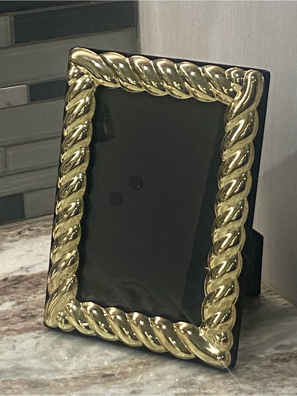 Vintage Gold Brass Rope Twist 5x7 Frame Wall Hang Tabletop Hollywood Regency